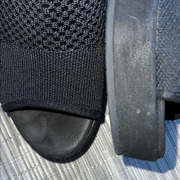 Eileen Fisher Black Wedge Sandals - Picture 5 of 6